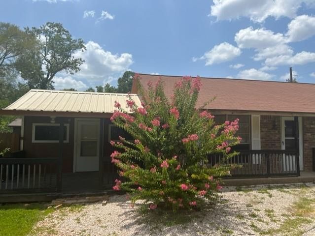 1512 North 9th Street, Conroe, TX 77301