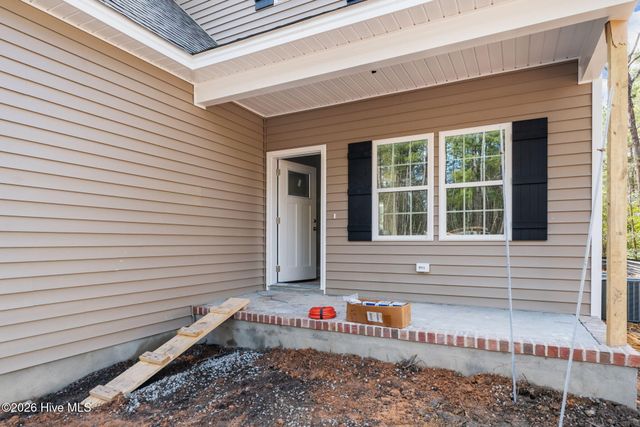 145 Juniper Lake Road, West End, NC 27376