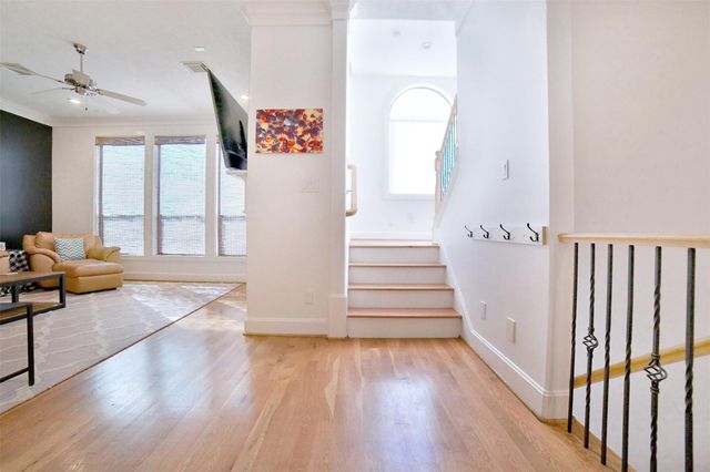 2410 Dorrington Street C, Houston, TX 77030