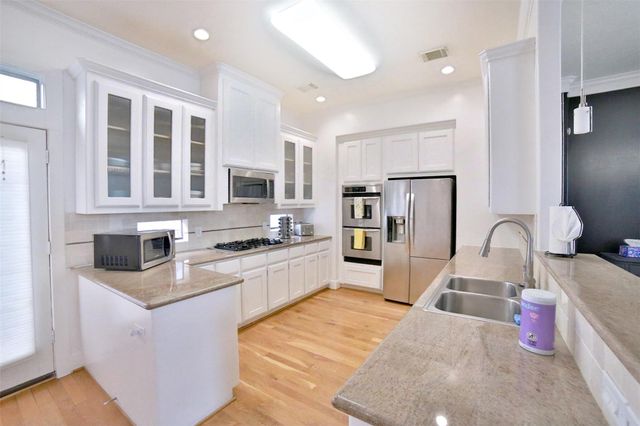 2410 Dorrington Street C, Houston, TX 77030