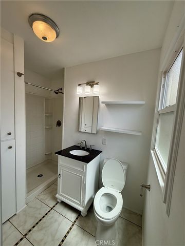 719 S Walnut, Brea, CA 92821