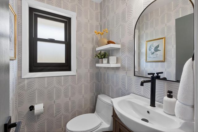 2910 Huntington Rd, Sacramento, CA 95864