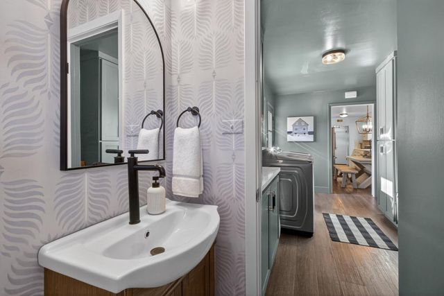 2910 Huntington Rd, Sacramento, CA 95864