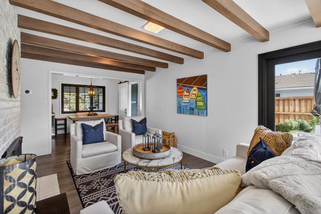 2910 Huntington Rd, Sacramento, CA 95864