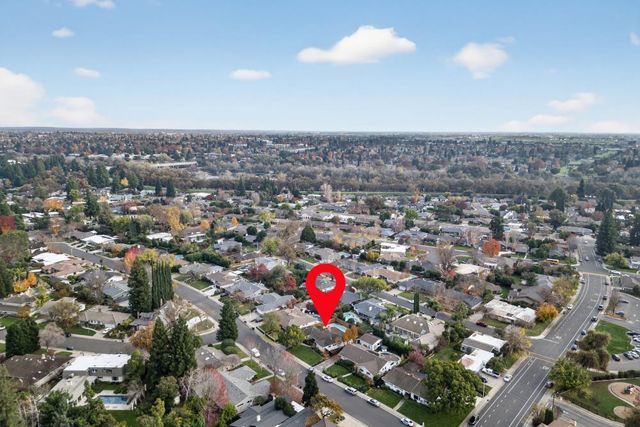 2910 Huntington Rd, Sacramento, CA 95864