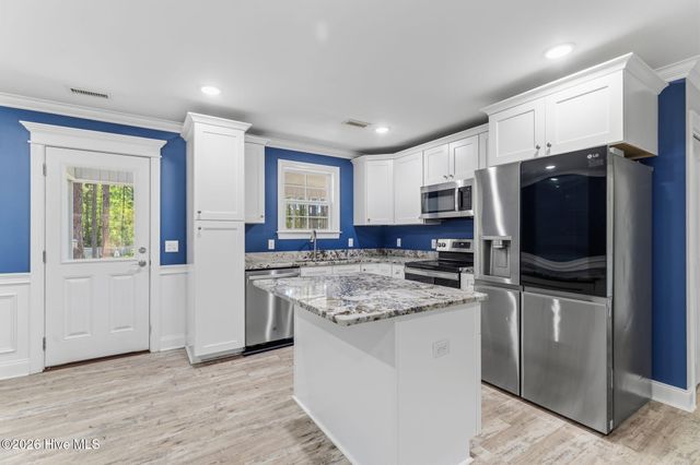 1160 Springdale Road, Southport, NC 28461