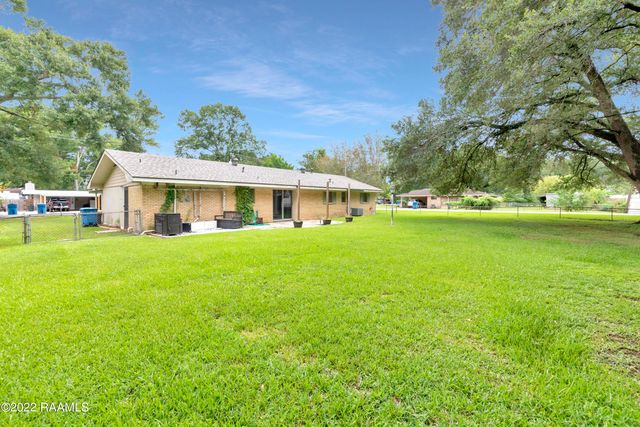 146 Antigua Drive, Lafayette, LA 70503