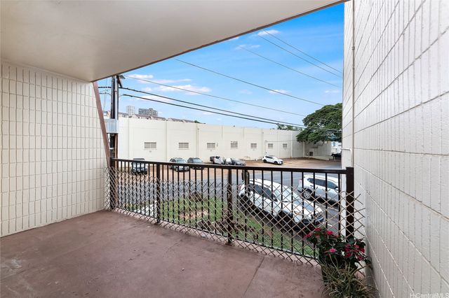 98-731 Moanalua Loop 230, Aiea, HI 96701