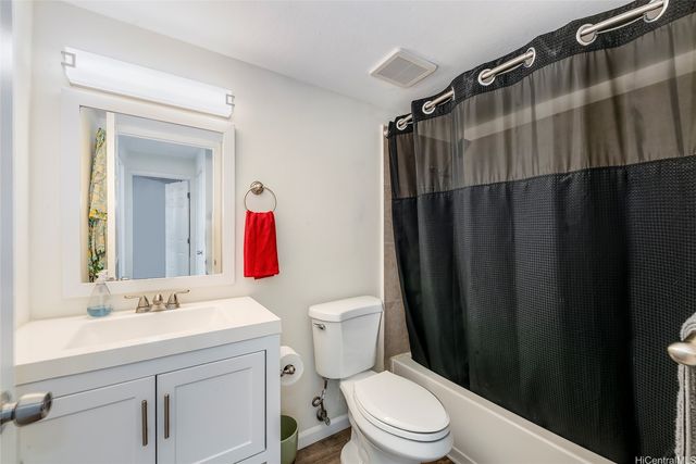 98-731 Moanalua Loop 230, Aiea, HI 96701