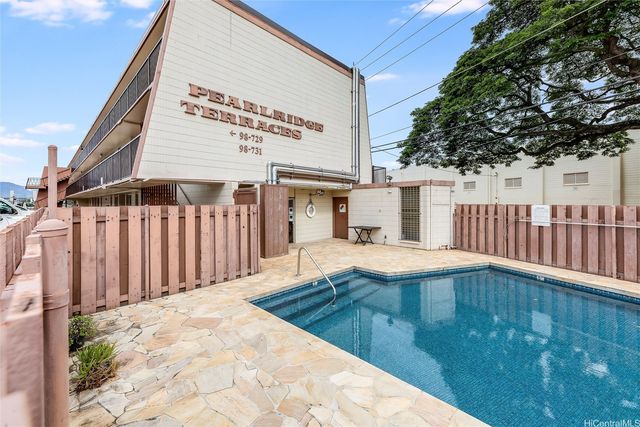 98-731 Moanalua Loop 230, Aiea, HI 96701