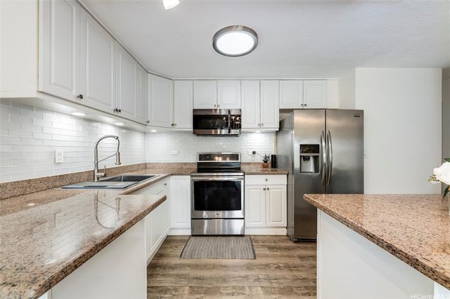 98-731 Moanalua Loop 230, Aiea, HI 96701