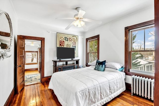 896 Sandwich Rd, Bourne, MA 02561