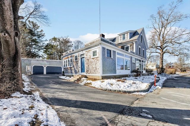 896 Sandwich Rd, Bourne, MA 02561