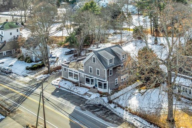 896 Sandwich Rd, Bourne, MA 02561
