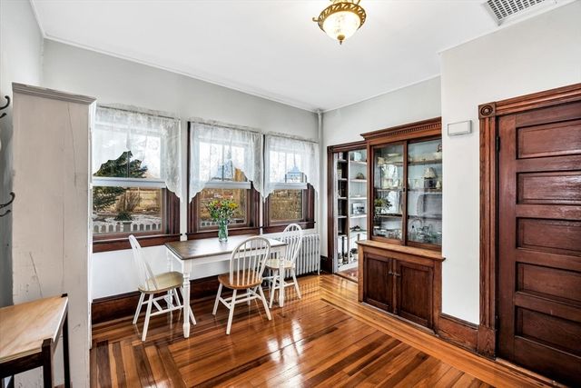 896 Sandwich Rd, Bourne, MA 02561