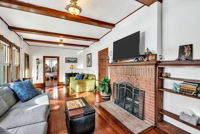 896 Sandwich Rd, Bourne, MA 02561