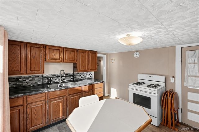 234 James Street, Buffalo, NY 14210