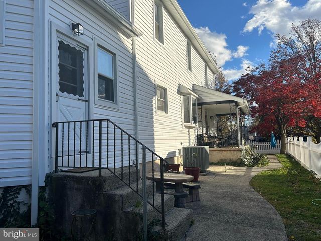 123 W MADISON AVE, Magnolia, NJ 08049