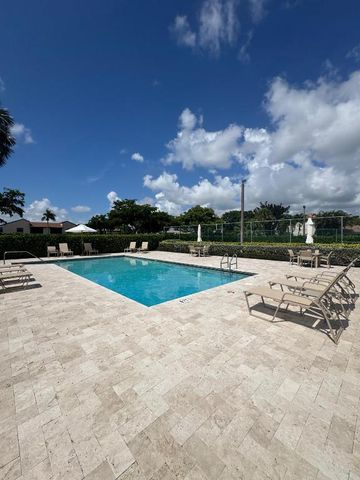 8711 Eagle Run Drive, Boca Raton, FL 33434