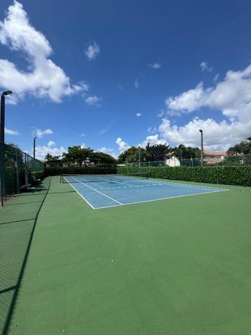 8711 Eagle Run Drive, Boca Raton, FL 33434