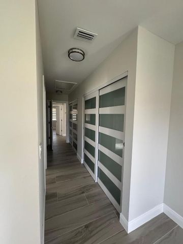 8711 Eagle Run Drive, Boca Raton, FL 33434