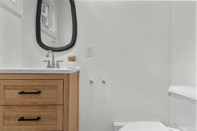 145 Lakeside Drive, Lebanon, CT 06249