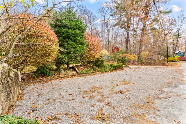 145 Lakeside Drive, Lebanon, CT 06249