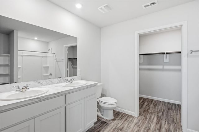 103 Road 51028, Cleveland, TX 77327