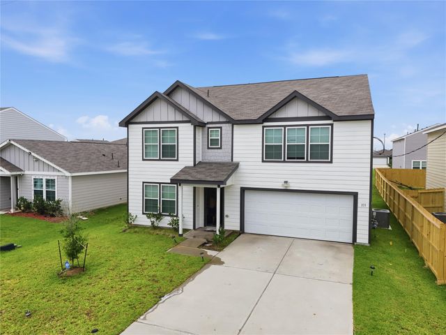 103 Road 51028, Cleveland, TX 77327