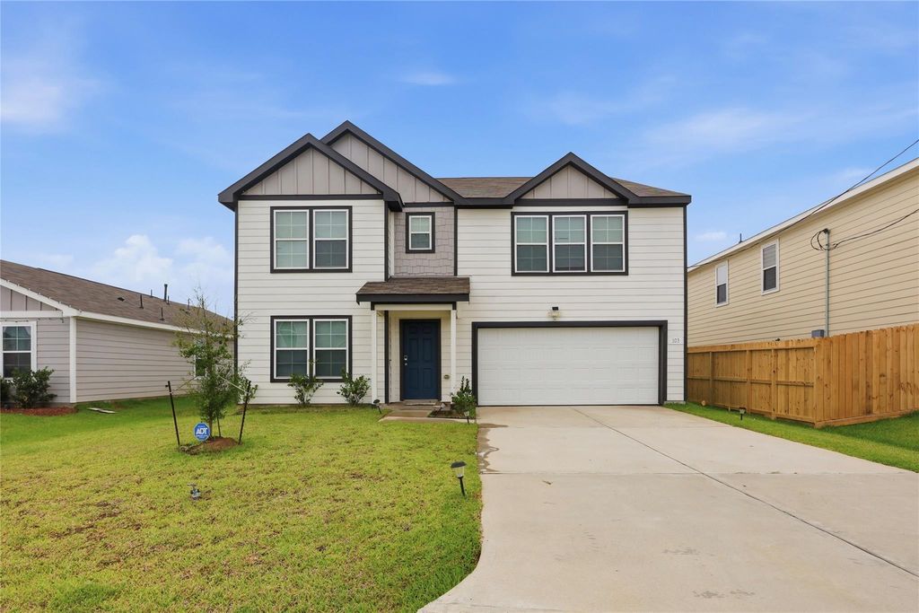103 Road 51028, Cleveland, TX 77327
