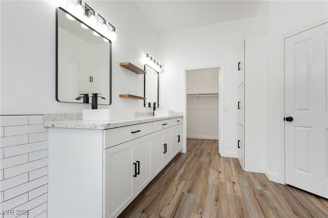 6688 Martinsville Place, Las Vegas, NV 89110