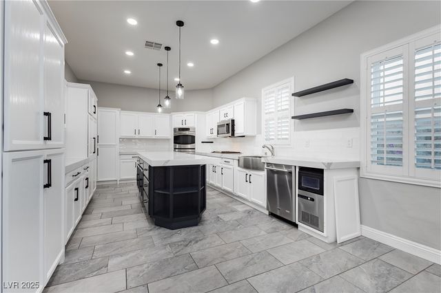 6688 Martinsville Place, Las Vegas, NV 89110