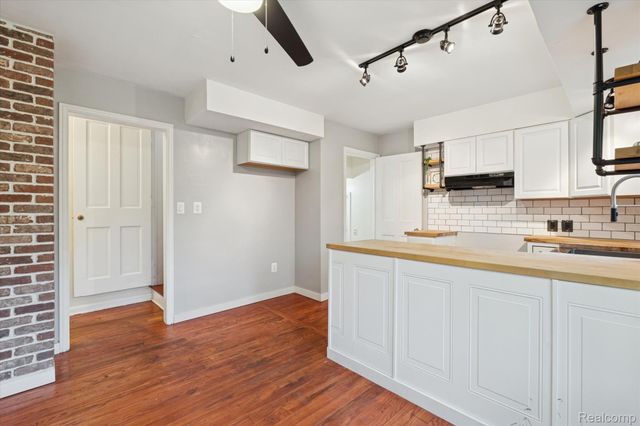 2553 Thomas Street, Flint, MI 48504