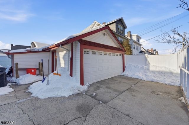 407 3Rd Ave, Newark City, NJ 07107