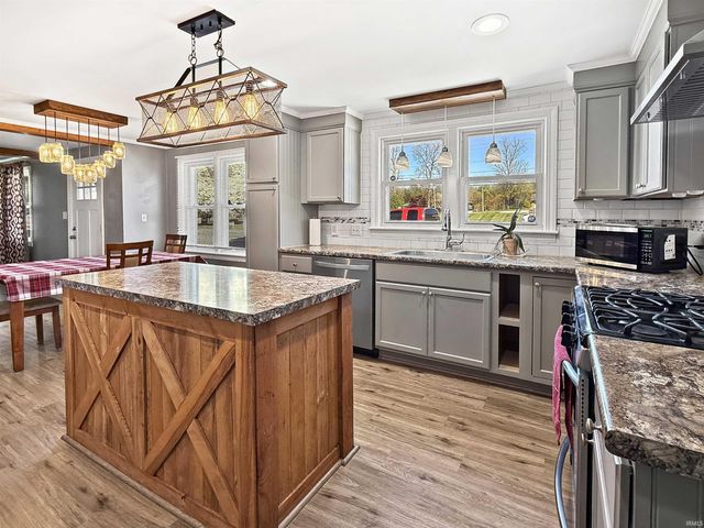 3307 Newton Street, Jasper, IN 47546