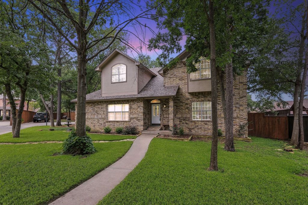 1112 Chapel Drive, Denton, TX 76205