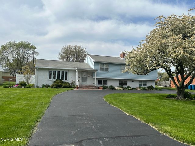 5930 N River Road, Waterville, OH 43566