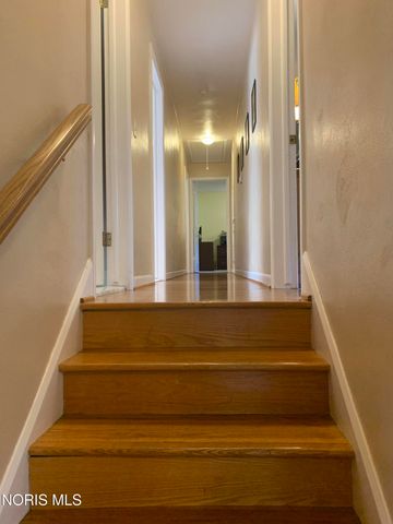 5930 N River Road, Waterville, OH 43566