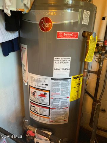 5930 N River Road, Waterville, OH 43566