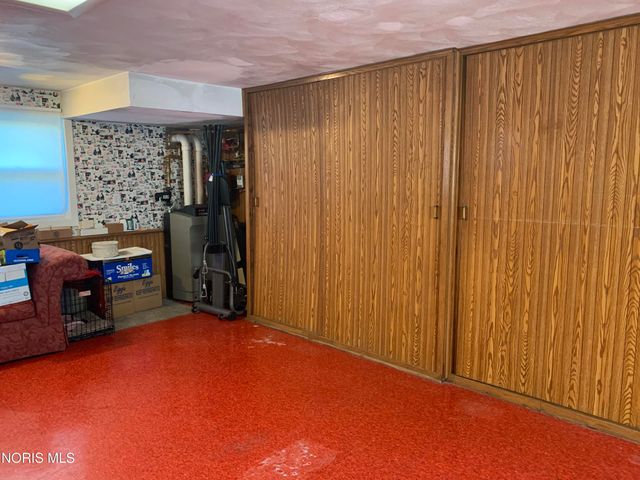 5930 N River Road, Waterville, OH 43566