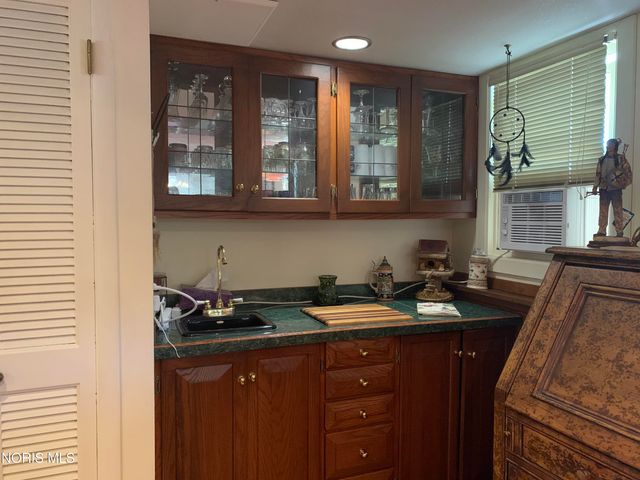 5930 N River Road, Waterville, OH 43566