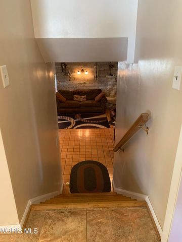 5930 N River Road, Waterville, OH 43566