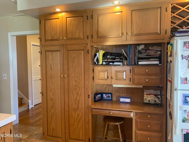 5930 N River Road, Waterville, OH 43566