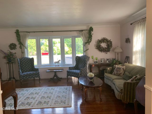 5930 N River Road, Waterville, OH 43566