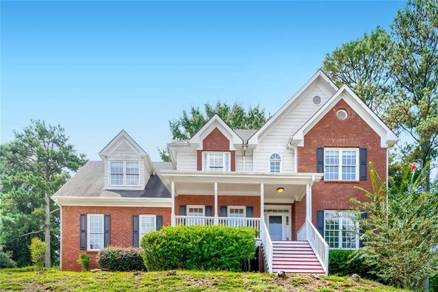 8100 Greens Mill Way, Loganville, GA 30052
