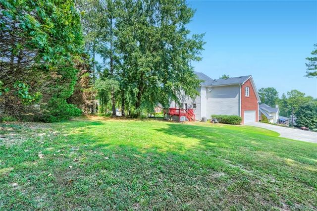 8100 Greens Mill Way, Loganville, GA 30052