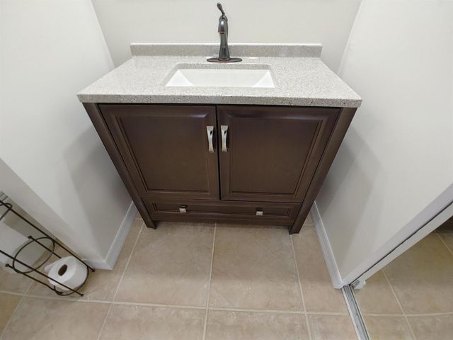 801 SE Central Parkway 7, Stuart, FL 34994