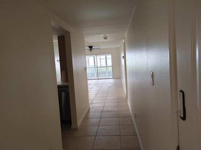 801 SE Central Parkway 7, Stuart, FL 34994