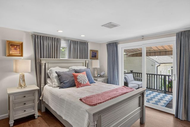 33 Harbor View Road, Harwich Port, MA 02646