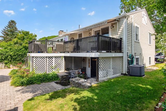 33 Harbor View Road, Harwich Port, MA 02646